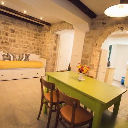 Apartment Sunce Kaštela エクステリア 写真