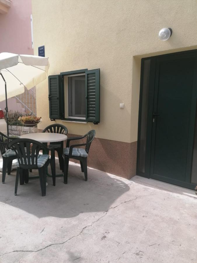 Apartment Sunce Kaštela エクステリア 写真
