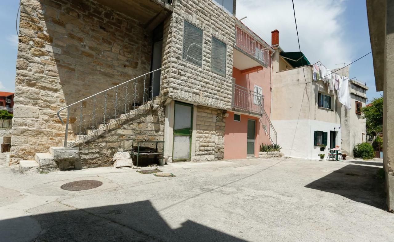 Apartment Sunce Kaštela エクステリア 写真